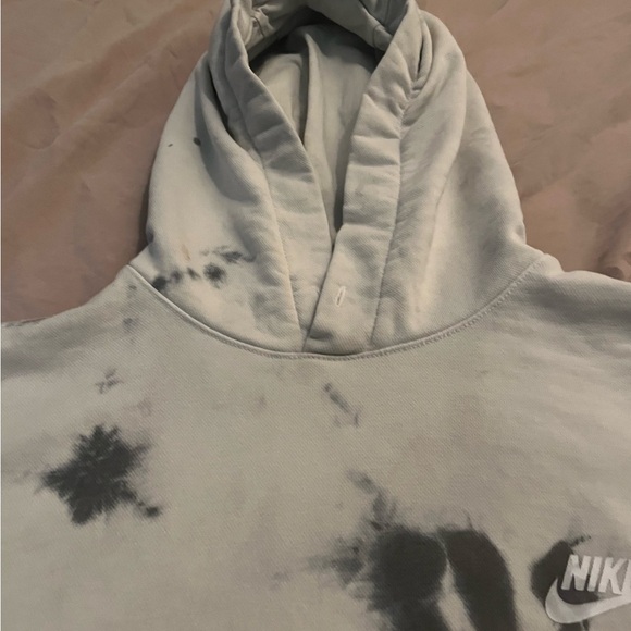 NWOT NIKE Club Fleece B&W Tie Dye Hoodie - Size S. - Picture 3 of 5